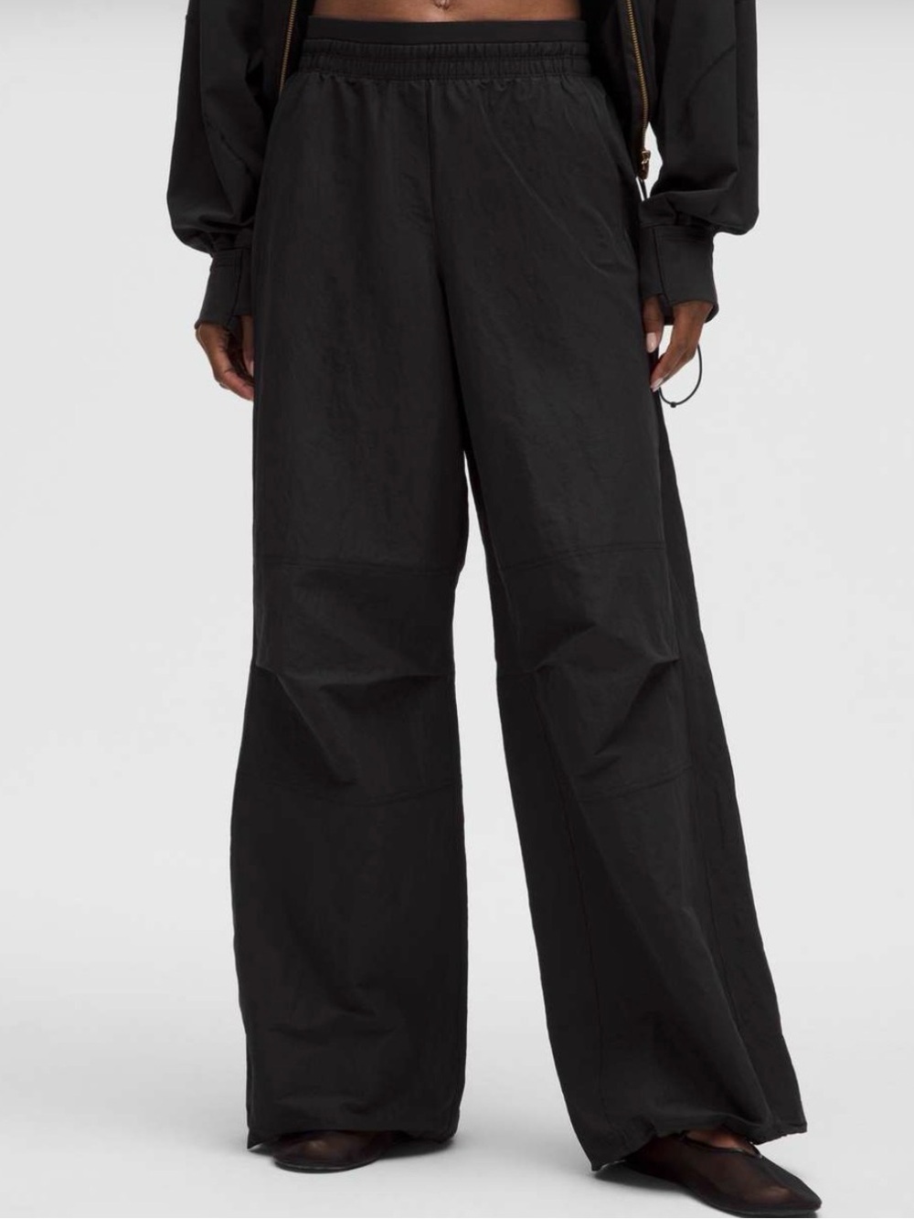 Lululemon Crinkle Nylon Relaxed Parachute Pant